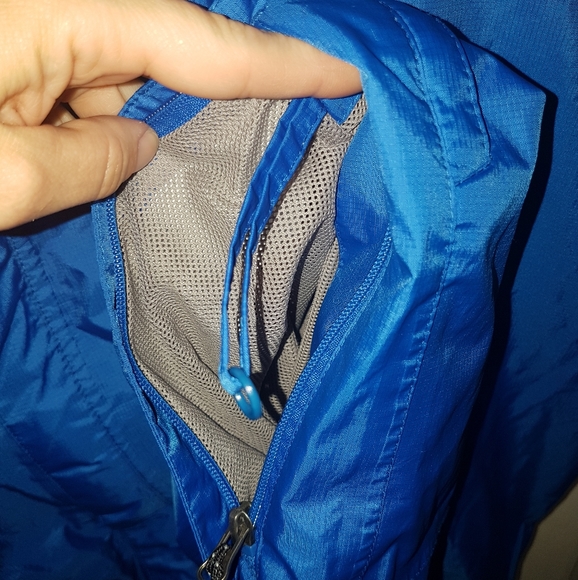 McKinley Aquamax rain jacket - Picture 8 of 8